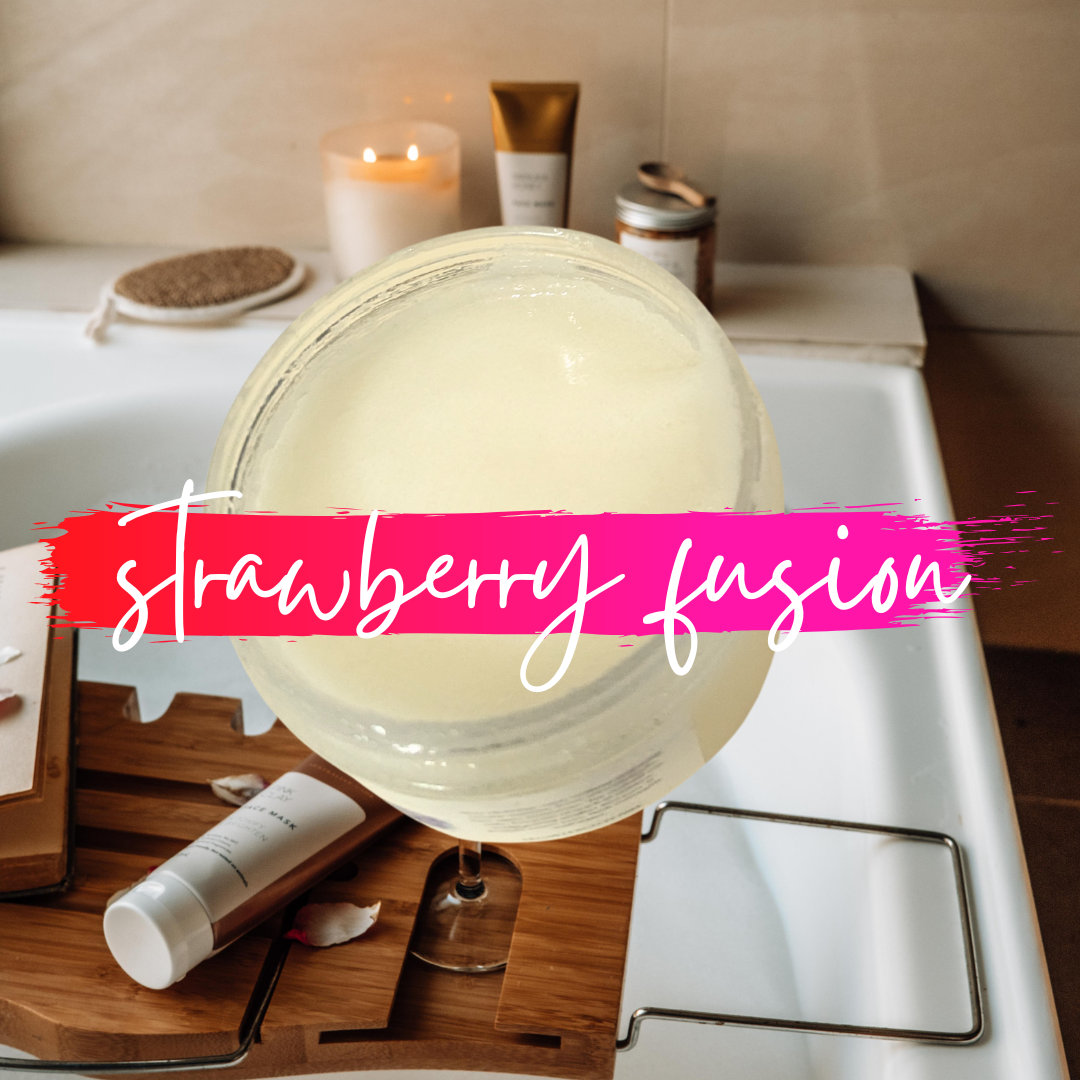 EXFOLIATING BODY SCRUB | strawberry fusion